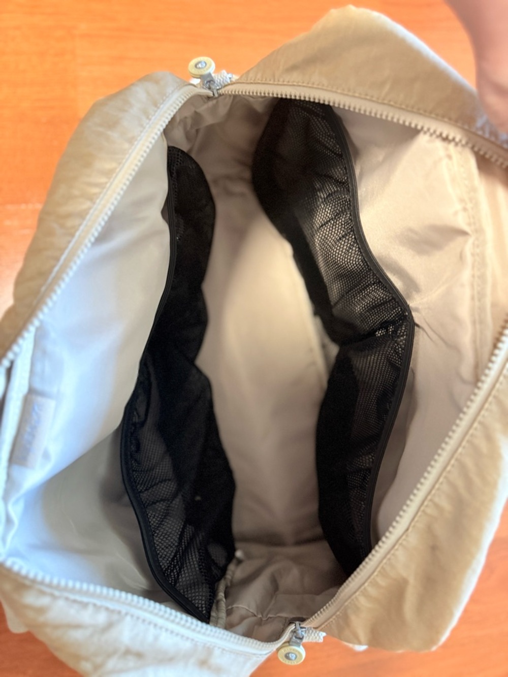 Kipling Metallic Beige Crossbody/Shoulder Diaper Bag - Picture 3 of 6